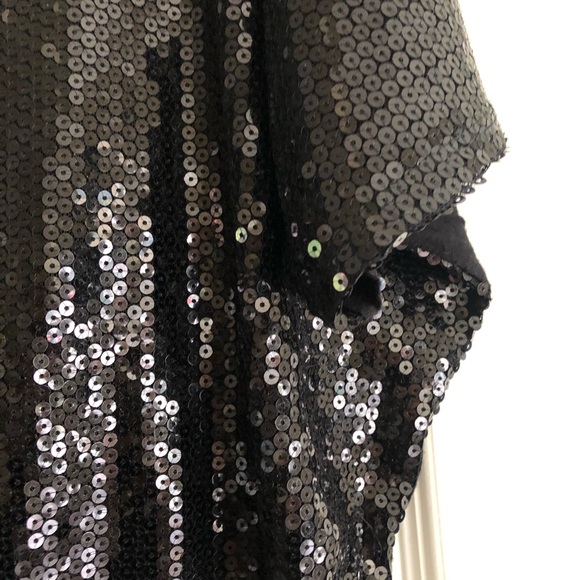 Black sequin short sleeve top - Picture 3 of 9